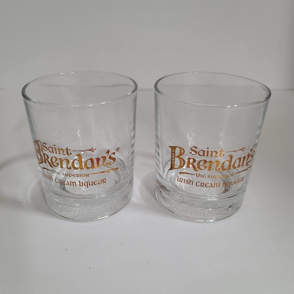 2 Saint Brendan's Irish Cream glasses - Picture 1 of 7